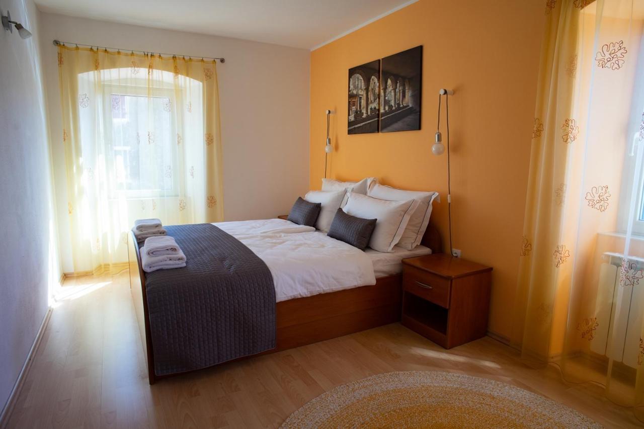 Olive Tree Apartments 우마그 외부 사진