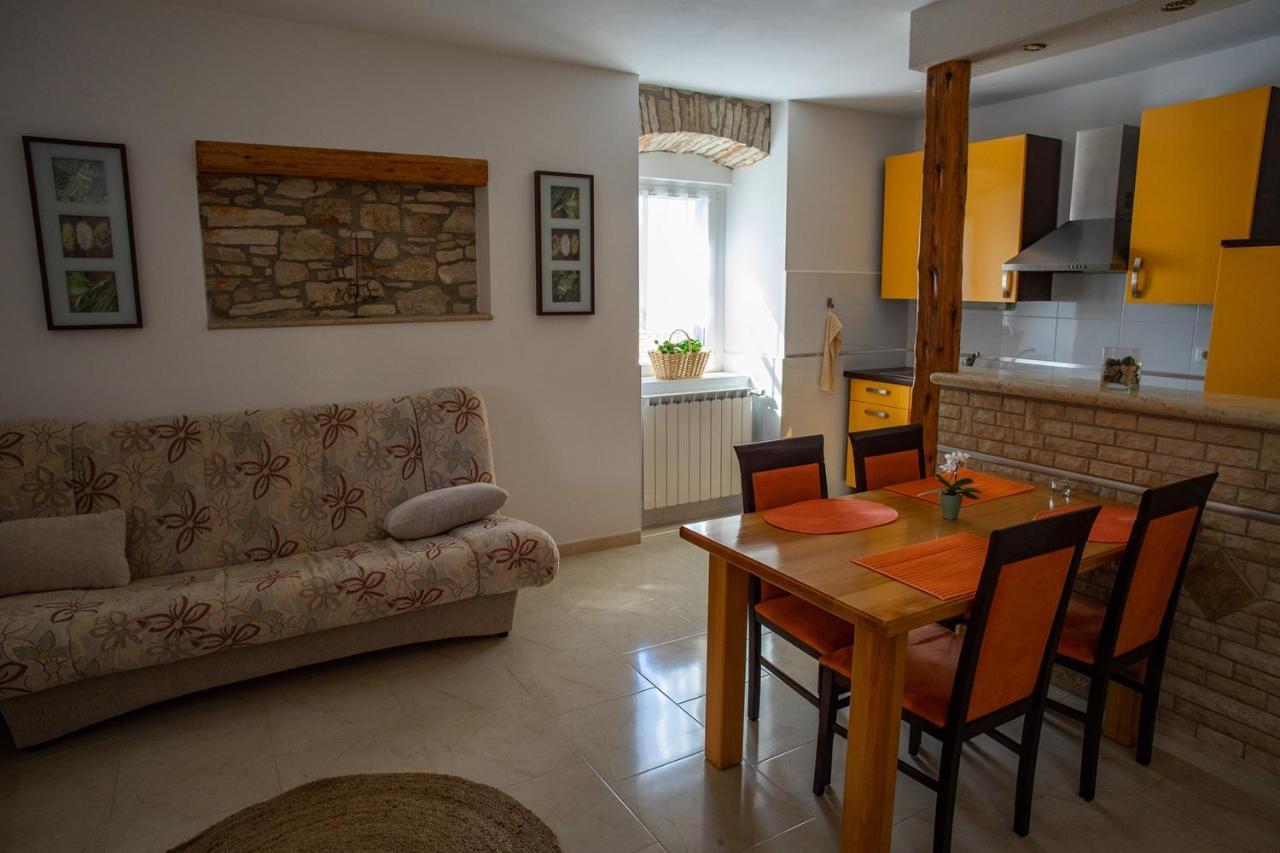 Olive Tree Apartments 우마그 외부 사진